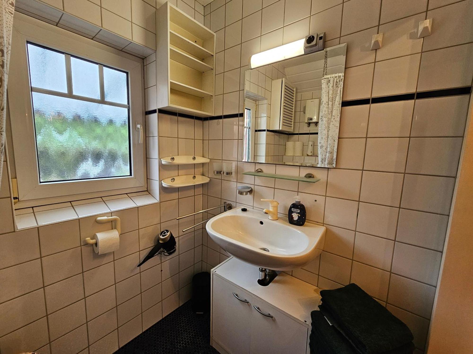 Kleines Ferienhaus Luettje Backhuus 35516 Uplengen エクステリア 写真