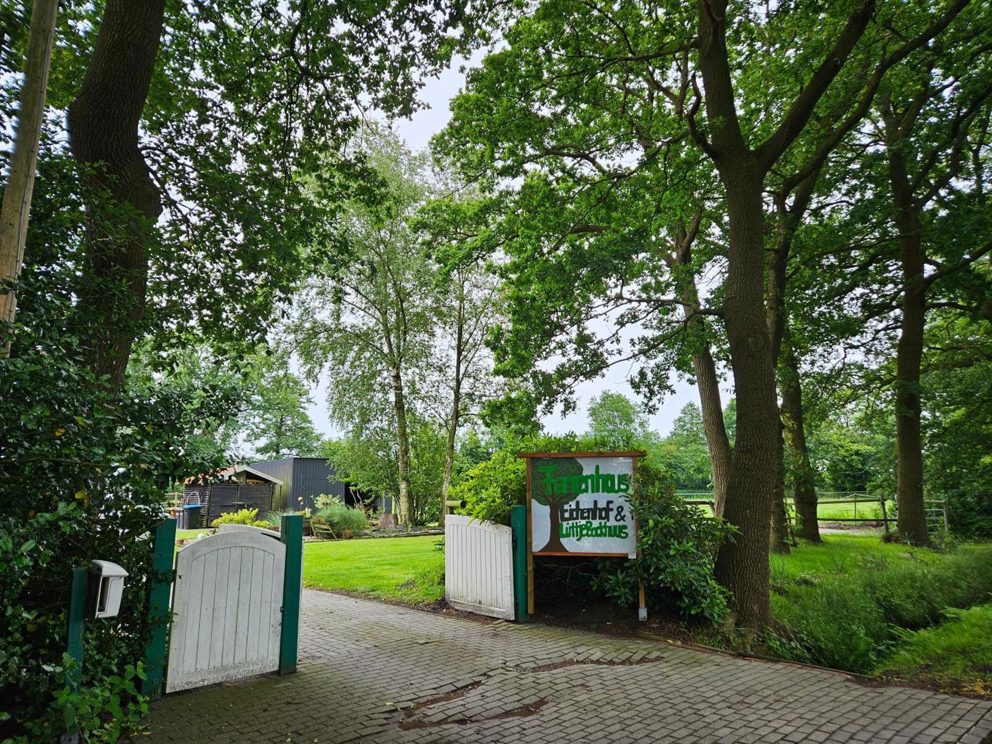 Kleines Ferienhaus Luettje Backhuus 35516 Uplengen エクステリア 写真