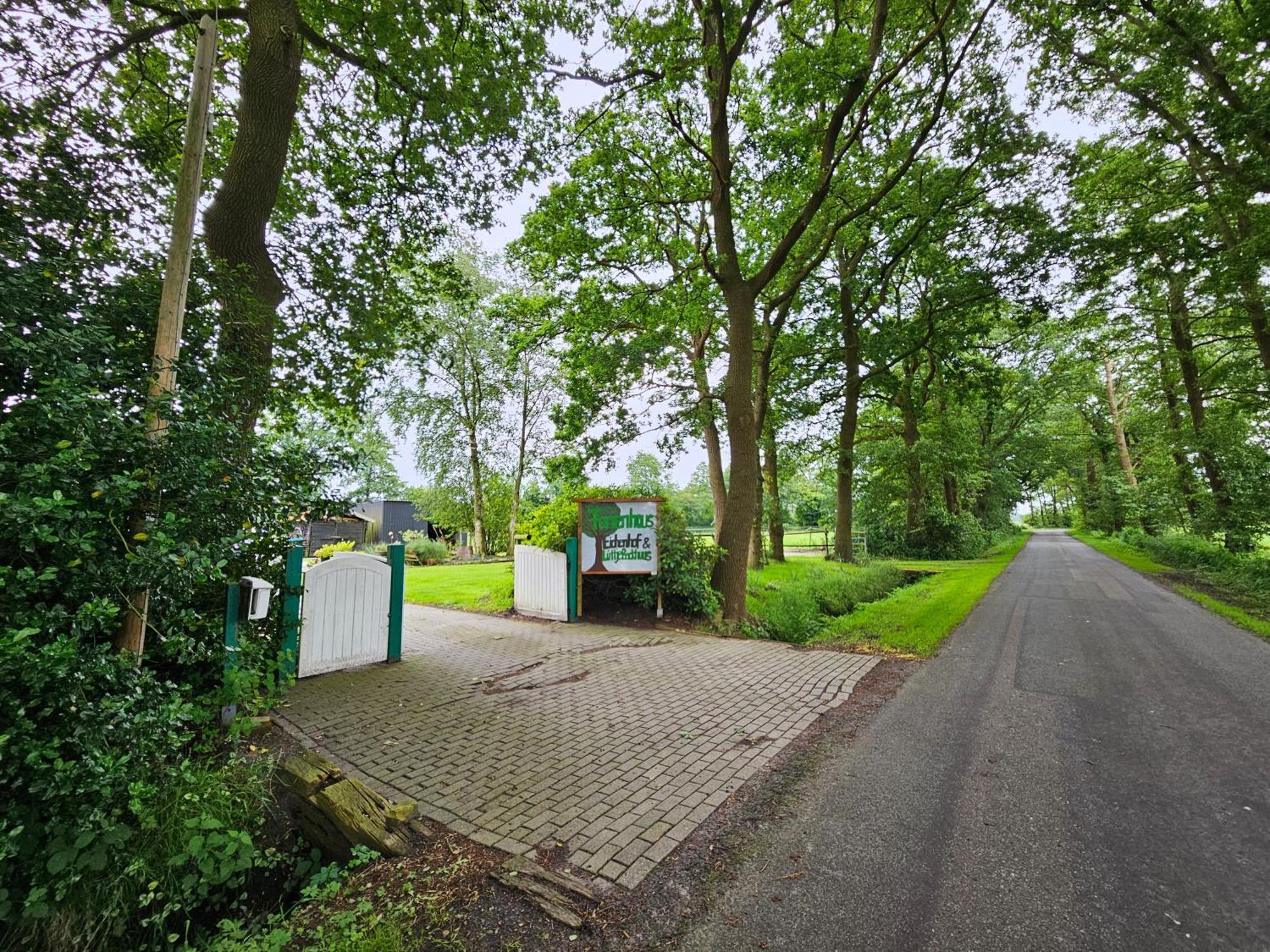 Kleines Ferienhaus Luettje Backhuus 35516 Uplengen エクステリア 写真